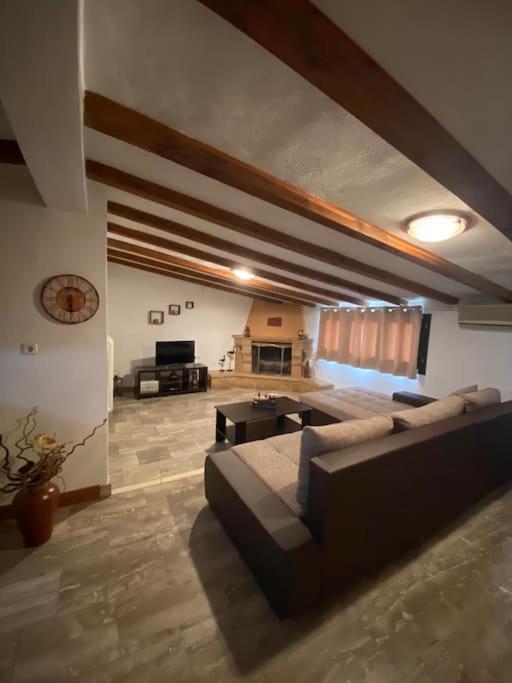 Best View Of Meteora In "Stavros Home" Kalambaka Exterior photo